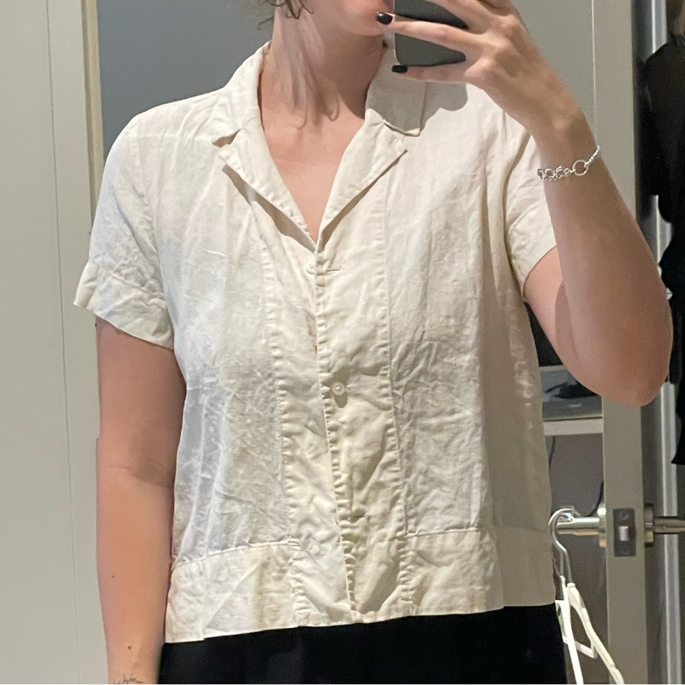 Everlane cream Short Sleeve Button Down Shirt